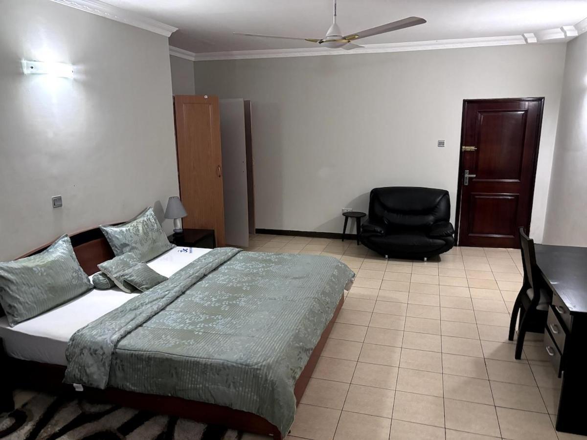 Takako Court Luxury Houses & Apartments, East Legon Akkra Exterior foto